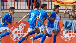 Imagen de alegría de los componentes de Aragón en partido de semifinales.