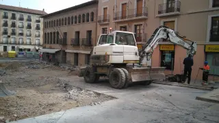 Obras en la plaza de acceso a la catedral de Tarazona