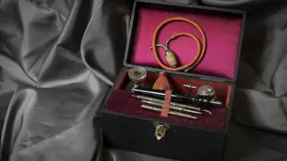 Algunos de los objetos que guarda el doctor Vallés