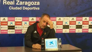 Víctor Fernández, este jueves en rueda de prensa en la Ciudad Deportiva, antes de partir hacia Málaga.