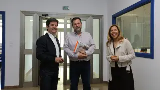 Luis Felipe (PSOE), José Luis Cadena (Cs) y Ana Alós (PP).