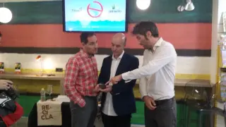 Francisco Rodríguez, director de Marketing y Comunicación de El Rincón con José Luis Orós  y Nacho Forastieri de Pensumo.