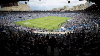 La Romareda, prácticamente abarrotada de público, en el último partido del año pasado, el Real Zaragoza-Numancia de la Promoción de ascenso a Primera, el 9 de junio de 2018.