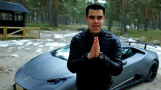 David Díaz en uno de sus vídeos mostrando su coche