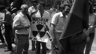 Concentración antinuclear en junio de 1986 en Zaragoza, donde apenas hubo público.