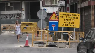 Las obras en la calle de Matheu, en el Arrabal, comenzaron en abril.