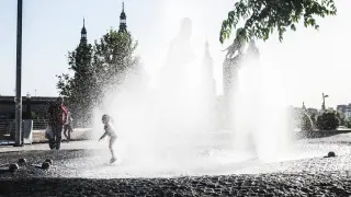 Con la presente ola de calor, esta fotografía de Zaragoza Walkers ayuda a sobrellevar las altas temperaturas.