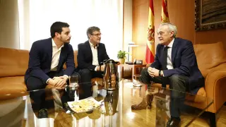 Darío Villagrasa y Vicente Guillén, con Javier Sada
