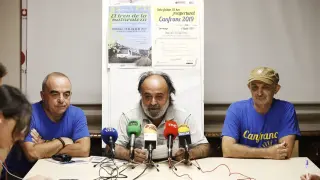 Javier Garrido, portavoz de Crefco, en la sede de Ecodes, ha presentado la movilización por la reapertura del Canfranc el próximo domingo 14 de julio.