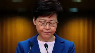 Hong Kong Chief Executive Carrie Lam speaks to media over an extradition bill in Hong Kong, China July 9, 2019. REUTERS/Tyrone Siu TPX IMAGES OF THE DAY [[[REUTERS VOCENTO]]] HONGKONG-EXTRADITION/
