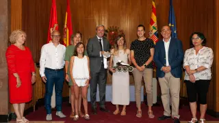 Nerea Langa recibida en el Ayuntamiento de Zaragoza