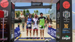 Jordi Montraveta y Usoa Ostolaza vencedores del III Half Triatlón de Mequinenza