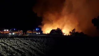 El fuego afecta a los términos de Leciñena y Perdiguera.