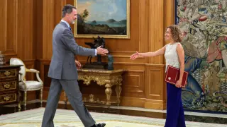 El Rey se ha reunido con la presidenta del Congreso, Meritxell Batet, y en privado, con Pedro Sánchez