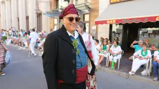 Javier Tebas, durante la procesión de San Lorenzo, este sábado.