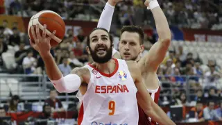 Basketball - FIBA World Cup - Quarter Finals - Spain v Poland - Shanghai Oriental Sports Center, Shanghai, China - September 10, 2019 Spain's Ricky Rubio in action REUTERS/Aly Song [[[REUTERS VOCENTO]]] BASKETBALL-WORLDCUP-ESP-POL/