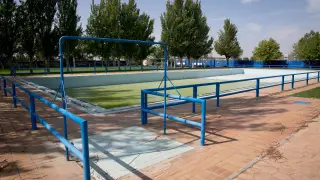 Imagen de las piscinas de Casetas, esta semana, tras el cierre de temporada.