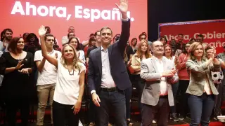Acto electoral de Pedro Sánchez en el Teatro de las Esquinas de Zaragoza.