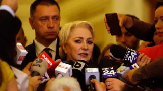 La primera ministra, Viorica Dancila, tras la caída de su gobierno en una moción de censura.