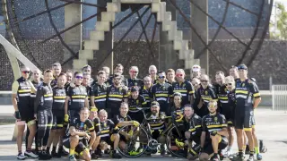 Socios del Club Ciclista Iberia, en una quedada celebrada en Zaragoza