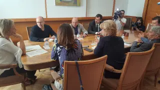 Reunión de la consejera de Economía, Marta Gastón, con los agentes sociales.