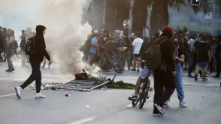 Disturbios en Santiago de Chile por la subida del precio del billete de metro.