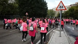 Un total de 13.000 participantes en la Carrera de la Mujer de Zaragoza.