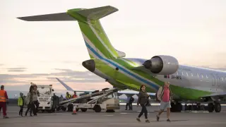 Aterriza el primer vuelo que conecta Zaragoza y Gran Canaria