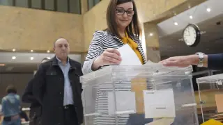 Imagen de un colegio electoral de Teruel en las votaciones del 28-A