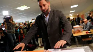 The far-right VOX party leader and candidate Santiago Abascal attends voting during Spain's general election in Madrid, Spain, November 10, 2019. REUTERS/Susana Vera [[[REUTERS VOCENTO]]] SPAIN-ELECTION/ABASCAL