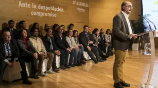 El presidente aragonés, Javier Lambán, en la clausura de la asamblea de la Federación de Municipios, este sábado.