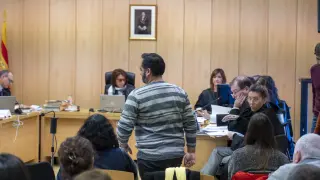 El Juzgado de lo Penal de Teruel comienza el juicio contra cuatro personas por proferir insultos y mofas en la red social Twitter ante las muertes violentas de dos guardias civiles en diciembre de 2017. Foto Antonio Garcia/bykofoto. 19/11/19 [[[FOTOGRAFOS]]]