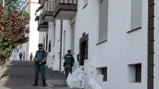 Imagen de la vivienda situada en San Isidro, en el municipio tinerfeño de Granadilla de Abona, en el que esta mañana de lunes.