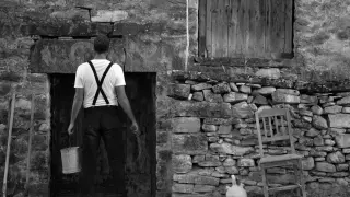 Fotograma del cortometraje 'La puerta', un cuento de brujas rodado en Sobrarbe, que se proyectará en las jornadas.