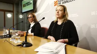 Las consejeras de Economía, Marta Gastón, y de Presidencia, Mayte Pérez, en la comparecencia posterior al Consejo de Gobierno, este jueves.