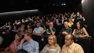 Espectadores en un cine de Zaragoza.