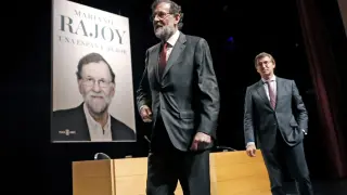 Mariano Rajoy y Alberto Nuñez Feijoo, durante la presentación del libro del expresidente.