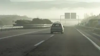 Niebla en la autovia  (33284567)