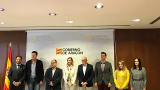 Representantes de los organismo impulsores de la campaña navideña del Centro Comercial Abierto de Teruel.