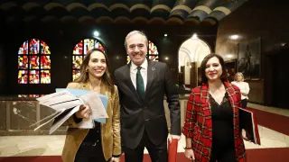 María Navarro, Jorge Azcón y Sara Fernández, momentos antes de presentar el presupuesto de 2020.