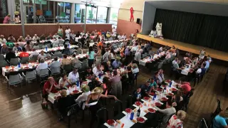 Imagen de las instalaciones de Cruz Blanca en Huesca, donde se servirá la cena solidaria.