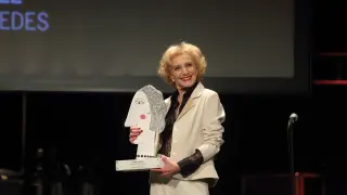 Marisa Paredes recibió el premio Luis Buñuel en la última edición del Festival de Cine de Huesca.