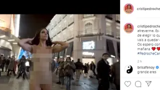 Cristina Pedroche, desnuda en la Puerta del Sol para promocionar las Campanadas de Antena 3.