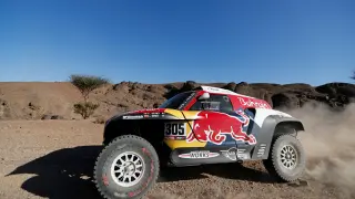 Rallying - Dakar Rally - Stage 2 - Al Wajh - Neom, Saudi Arabia - January 6, 2020 Bahrain JCW X-Raid Team car driven by Carlos Sainz and Lucas Cruz in action during stage two REUTERS/Hamad I Mohammed [[[REUTERS VOCENTO]]] MOTOR-RALLY-DAKAR/