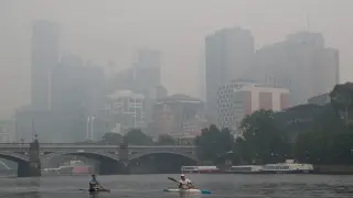 El humo acecha Melbourne