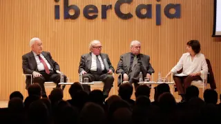 José Angel Biel, Eduardo Serra, Joaquín Leguina y la periodista Eva Pérez Sorribes