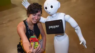 Pepper es el primer robot emocional comercial.