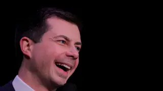 Pete Buttigieg, Democratic presidential candidate and former South Bend, Indiana mayor speaks during s campaign event in Concord, New Hampshire, U.S., February 4, 2020. REUTERS/Brendan McDermid [[[REUTERS VOCENTO]]] USA-ELECTION/BUTTIGIEG