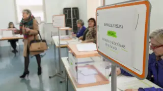 Jornada electoral en el barrio de Casetas, durante las elecciones de 2016.