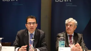 Miguel Cardoso, economista jefe de BBVA Research, y Carlos Gorría, director de la Territorial Norte del banco.